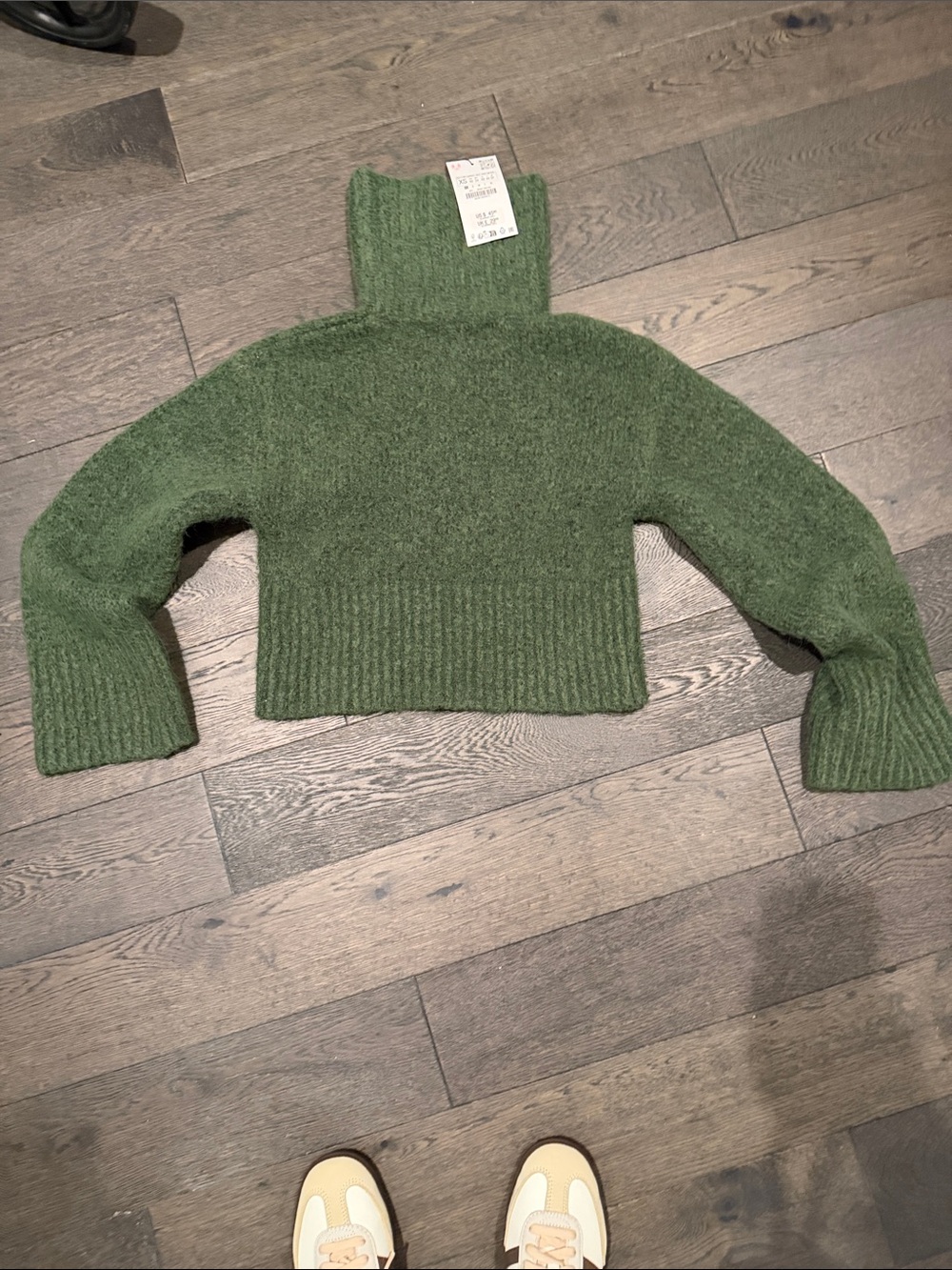 ZaraGreen Cropped Turtleneck Sweater - Women's